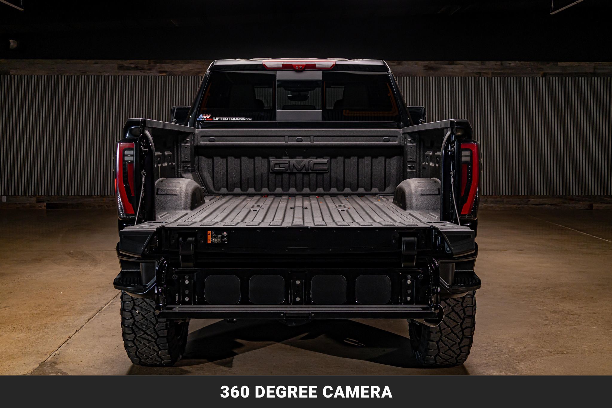 Used 2026 GMC Sierra 2500 AT4 w/ AT4 Premium Plus Package AWD/4WD image 9