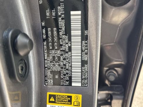 Used 2018 Toyota Highlander Limited Platinum FWD image 14