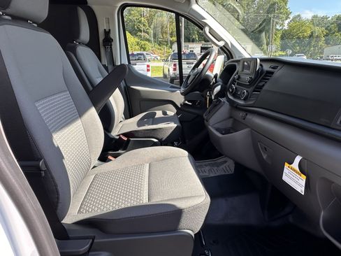 New 2025 Ford Transit 250 Low Roof w/ Exterior Upgrade Package RWD image 12