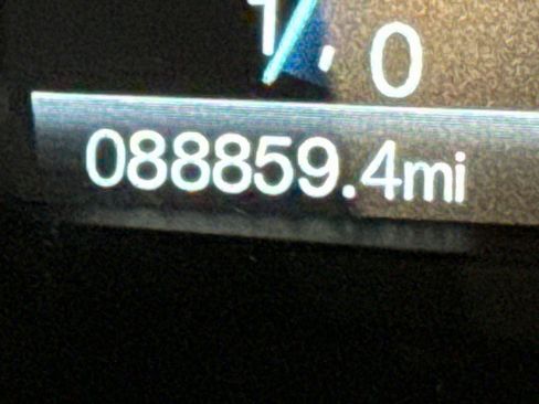 Used 2018 Ford Fusion SE w/ Fusion SE Technology Package image 41