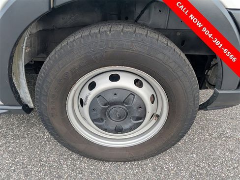 Used 2017 Ford Transit 350 XL image 11