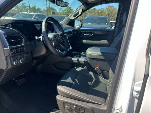 Used 2026 GMC Yukon XL Elevation w/ Elevation Premium Package RWD image 20
