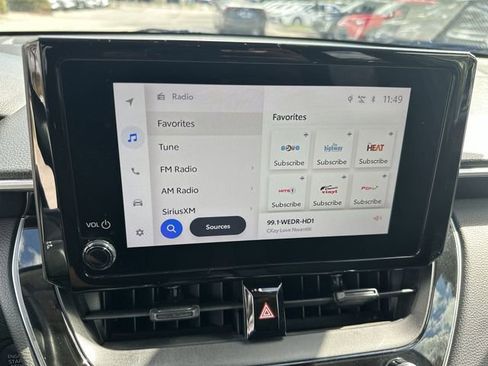 Used 2024 Toyota Corolla Cross LE image 12