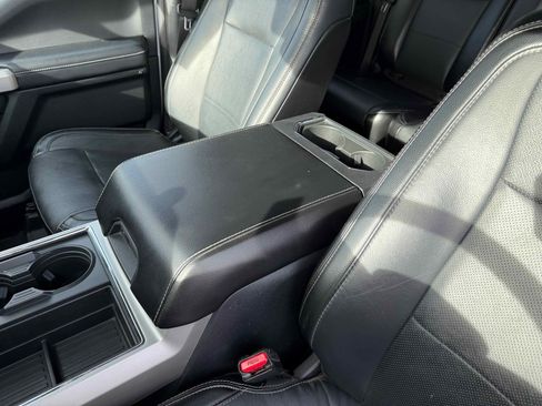 Certified 2017 Ford F350 Lariat w/ Lariat Value Package image 28