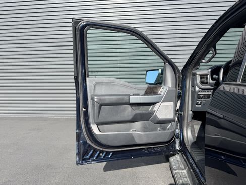 Used 2023 Ford F150 Lightning Lariat AWD/4WD image 11