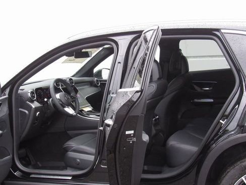 New 2026 Mercedes-Benz GLC 300 4MATIC image 13
