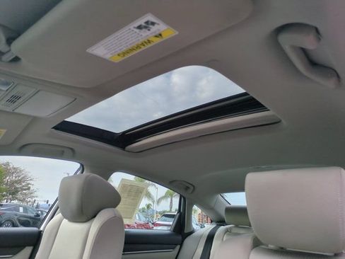 Used 2019 Honda Accord EX image 24