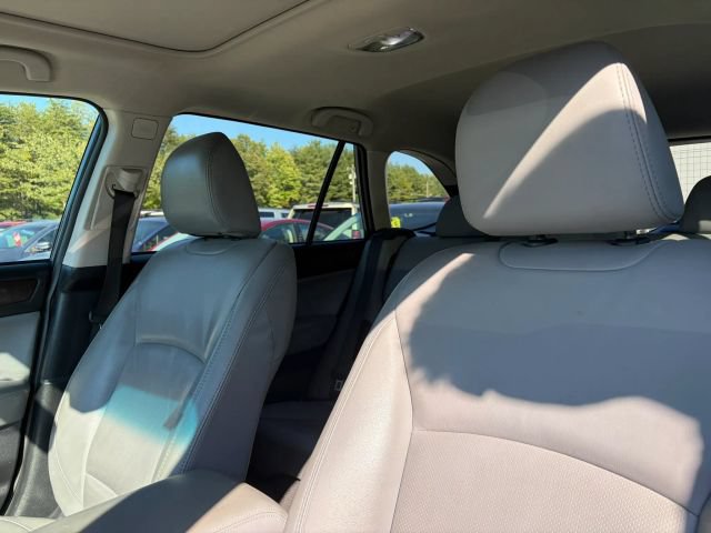 Used 2019 Subaru Outback 2.5i Limited w/ Popular Package #2 AWD/4WD image 13