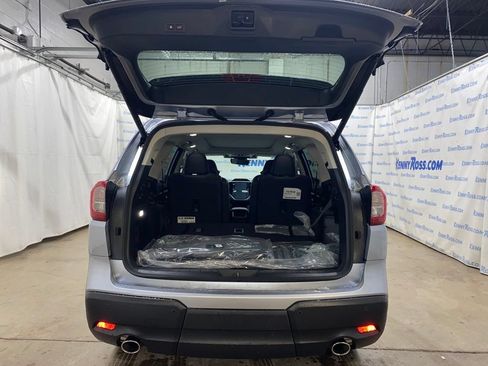 New 2026 Subaru Ascent Limited AWD/4WD image 12