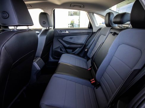 New 2026 Volkswagen Jetta SE FWD image 27