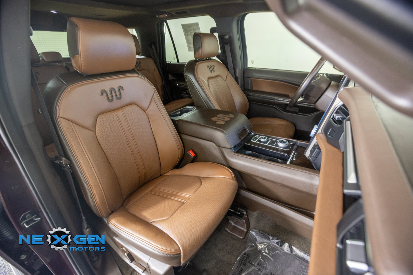 Used 2024 Ford Expedition King Ranch AWD/4WD image 10