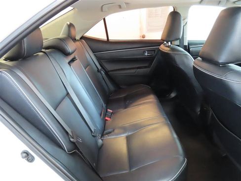 Used 2015 Toyota Corolla LE Premium image 30