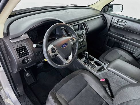 Used 2019 Ford Flex SE FWD image 26
