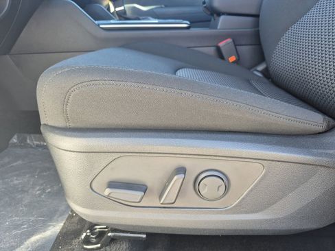 New 2026 Kia Sportage LX image 11