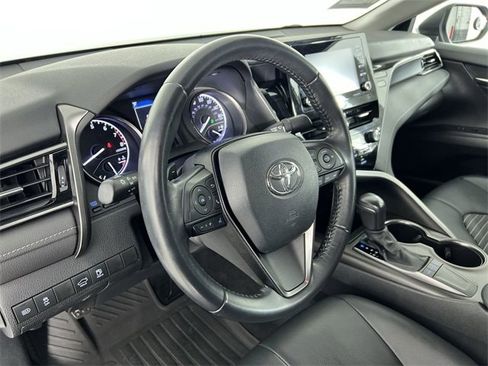 Used 2022 Toyota Camry SE image 35