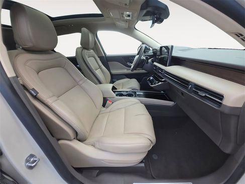 Used 2024 Lincoln Corsair Grand Touring w/ Equipment Group 302A image 15