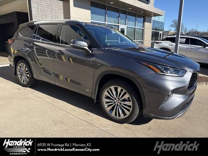 Used 2022 Toyota Highlander Platinum