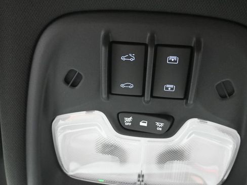 New 2026 Chevrolet TrailBlazer RS w/ Convenience Package AWD/4WD image 19