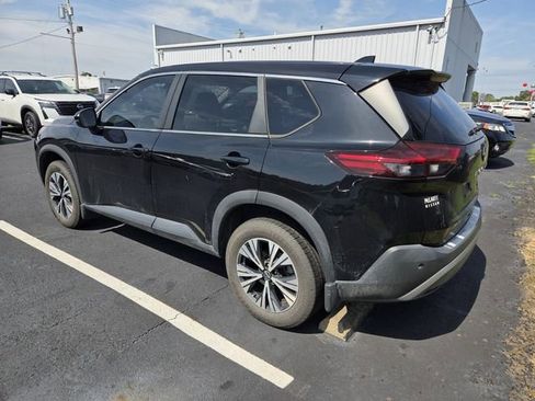 Used 2023 Nissan Rogue SV FWD image 6