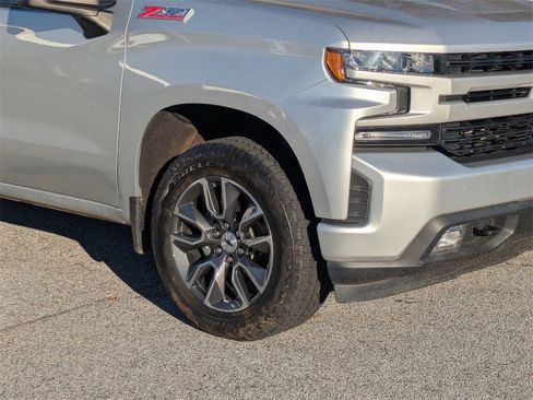 Used 2019 Chevrolet Silverado 1500 RST image 9