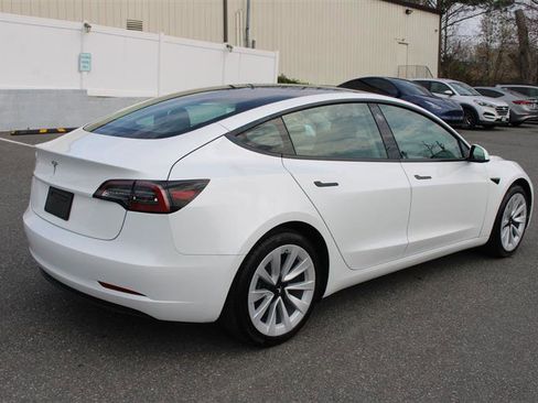 Used 2023 Tesla Model 3 Standard Range RWD image 7