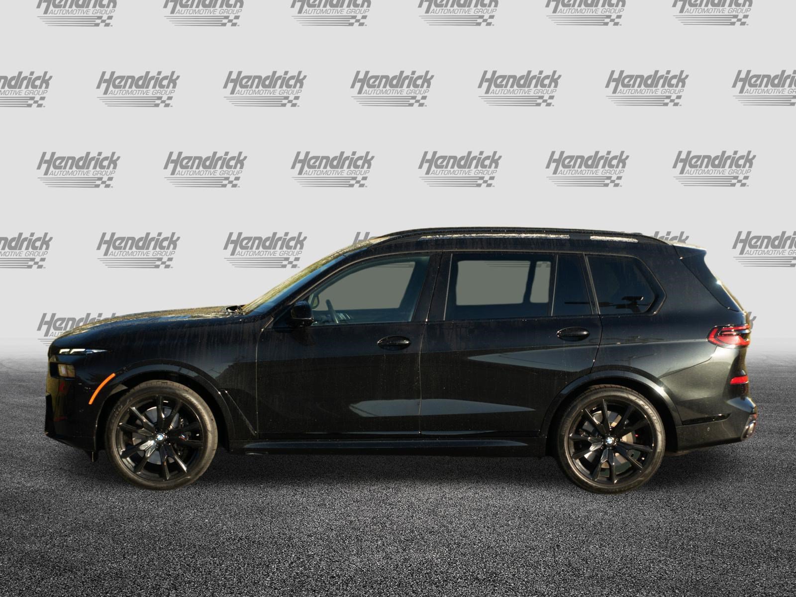 Certified 2025 BMW X7 M60i AWD/4WD image 6