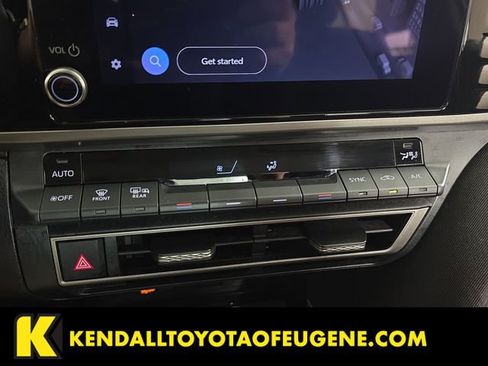 Used 2025 Toyota Camry LE image 15