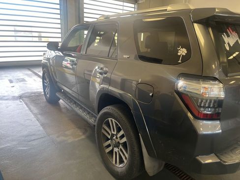 Used 2016 Toyota 4Runner SR5 Premium AWD/4WD image 10