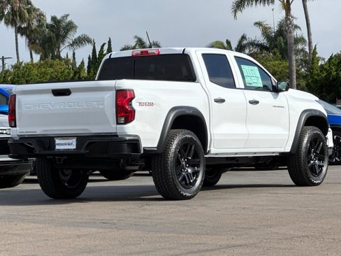 New 2025 Chevrolet Colorado Trail Boss w/ Midnight Edition image 4