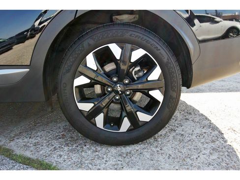 Certified 2023 Kia Sportage X-Line image 32