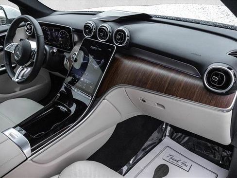 Certified 2025 Mercedes-Benz GLC 300 4MATIC image 24
