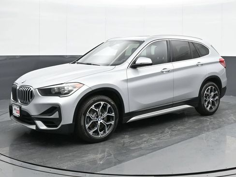 Used 2021 BMW X1 xDrive28i w/ Convenience Package AWD/4WD image 2