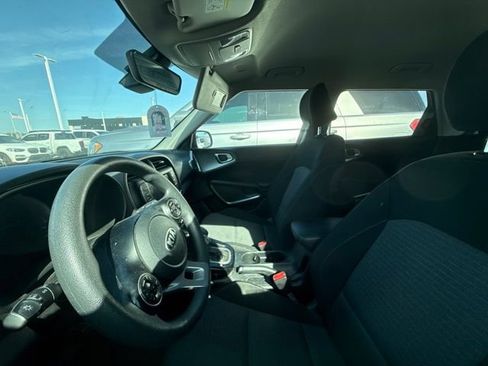 Used 2021 Kia Soul S FWD image 10