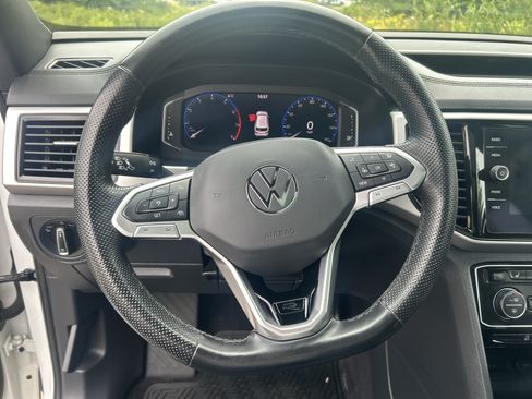 Used 2021 Volkswagen Atlas Cross Sport SEL R-Line AWD/4WD image 21