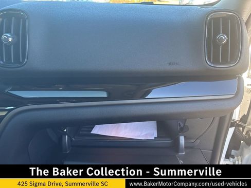 Used 2019 MINI Cooper Countryman Signature w/ Premium Package image 24