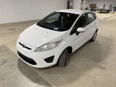Used 2013 Ford Fiesta S image 30