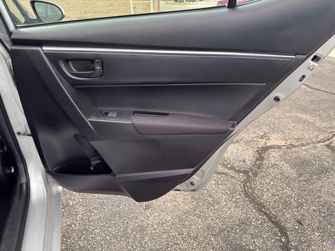 Used 2016 Toyota Corolla L FWD image 25