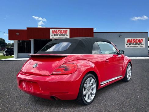 Used 2013 Volkswagen Beetle 2.0T image 4