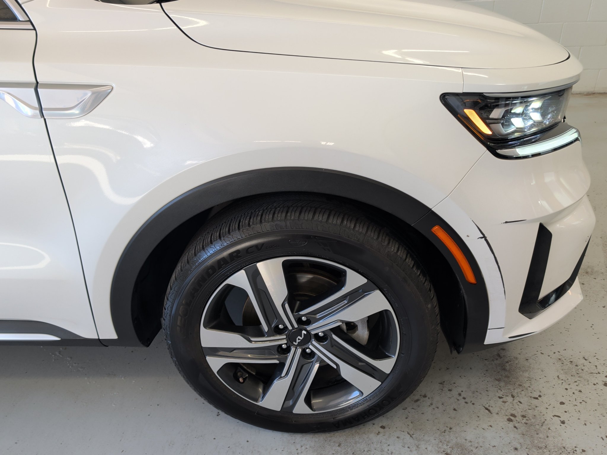 Used 2022 Kia Sorento SX AWD/4WD image 3