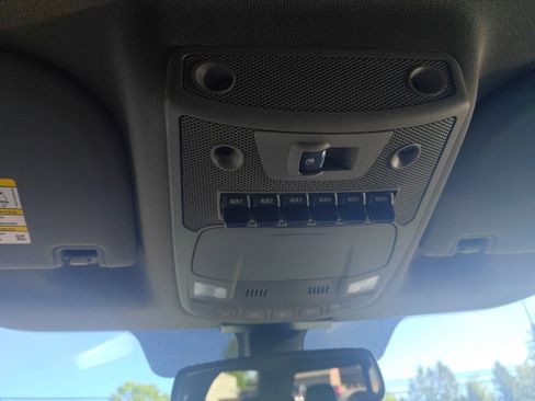 Used 2019 Ford F250 Lariat w/ Lariat Ultimate Package AWD/4WD image 26