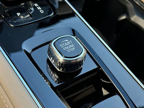 New 2026 Volvo XC90 B5 Ultra w/ Protection Package Premier image 20