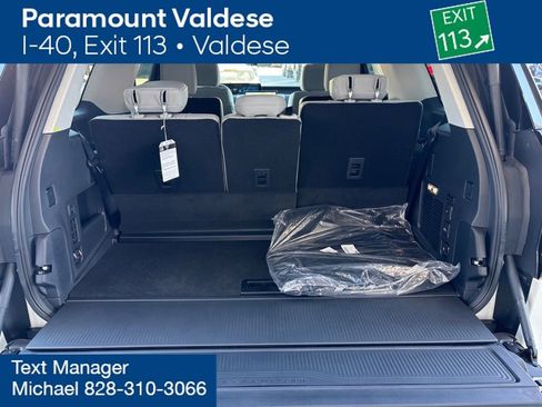 New 2025 Ford Expedition Active image 3