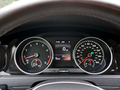 Used 2017 Volkswagen Golf SEL image 15