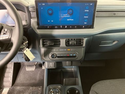 New 2026 Ford Maverick XL image 27