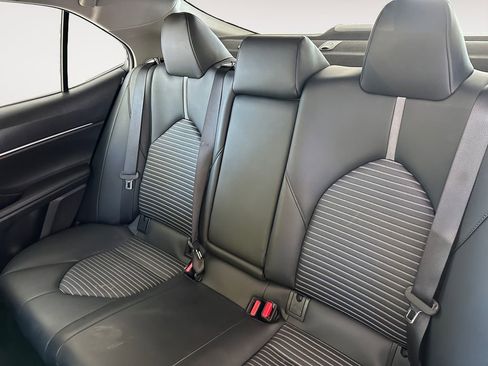 Used 2024 Toyota Camry SE image 13