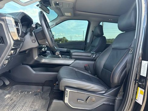 Used 2022 Ford F150 Lariat w/ Equipment Group 502A High AWD/4WD image 6