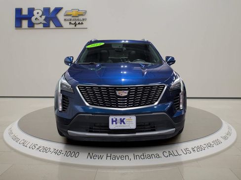 Used 2019 Cadillac XT4 Premium Luxury w/ Driver Assist Package AWD/4WD image 2