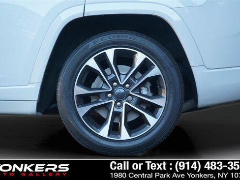 Used 2021 Jeep Grand Cherokee L Overland w/ Luxury Tech Group IV image 48