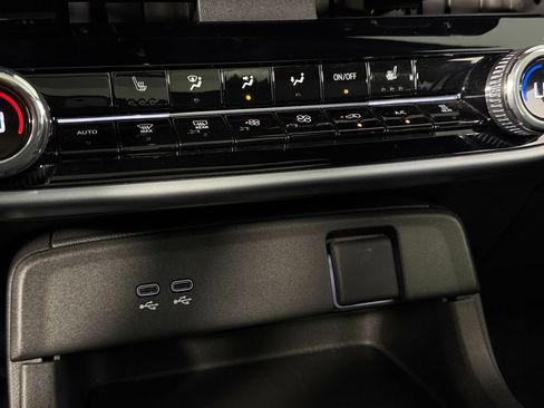 Used 2026 Honda Prologue Touring image 19