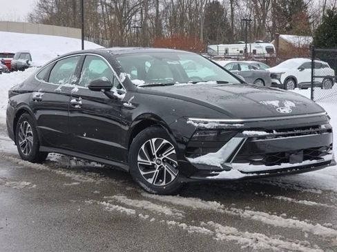 New 2026 Hyundai Sonata Blue image 2